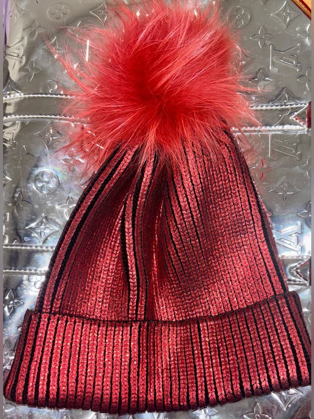 ❤️ REAL 🦊 Fox Fur Adrienne Landau Metallic Red Beanie